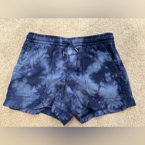 Athleta size small shorts navy dye